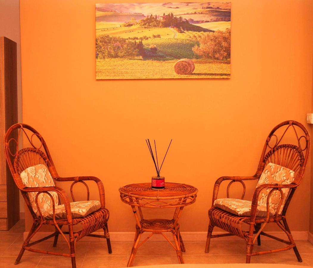 A Rizzilla Guest House 니코테라 마리나 외부 사진