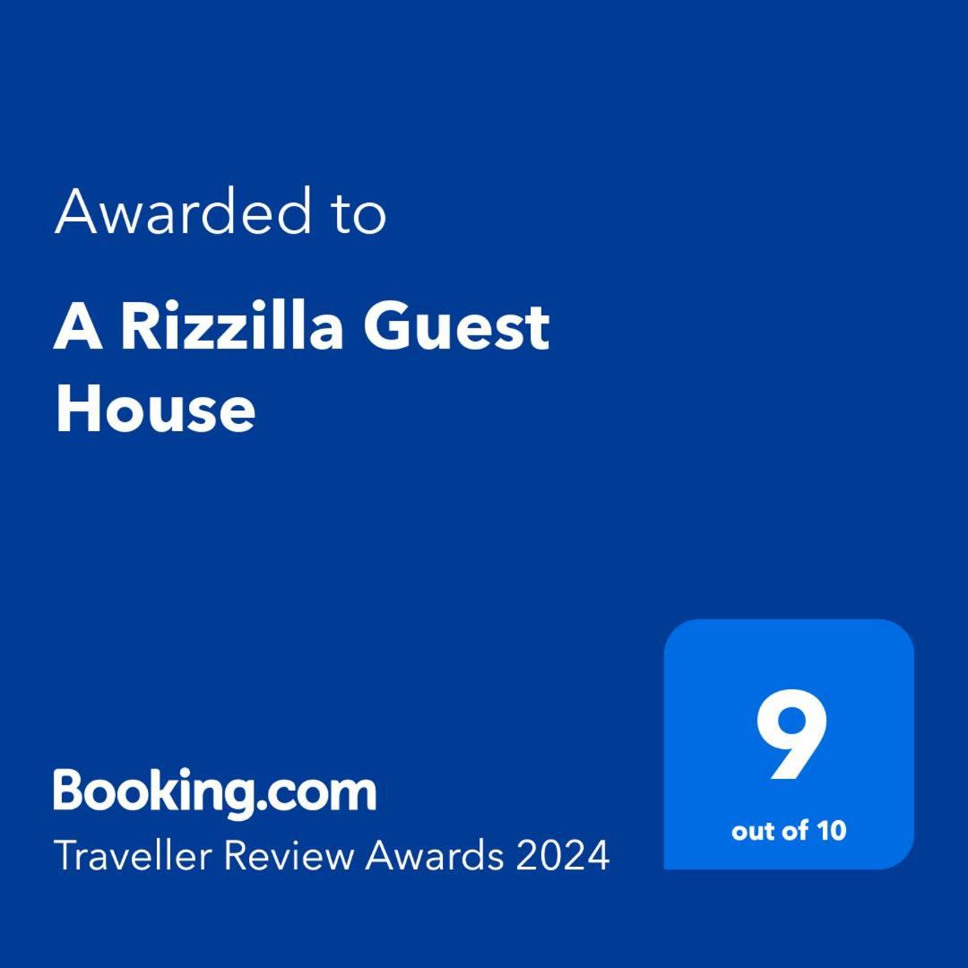 A Rizzilla Guest House 니코테라 마리나 외부 사진